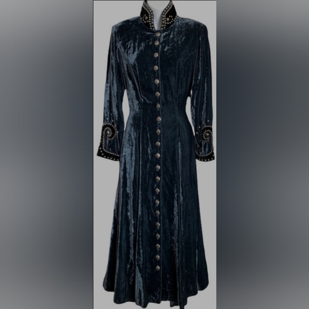 Double D Ranchwear Dress, beautiful teal blue and black velvet with silver studs